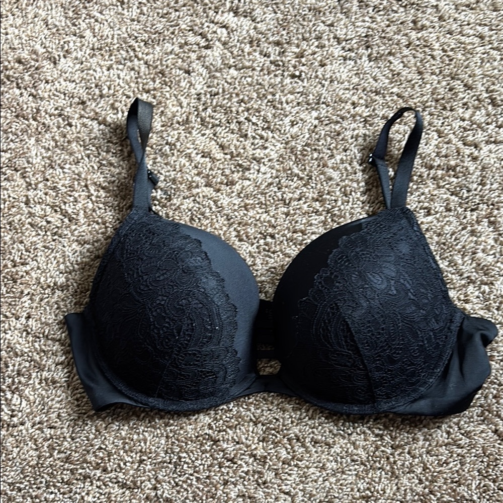 Soma 36D. Elegant Black Lace Bra